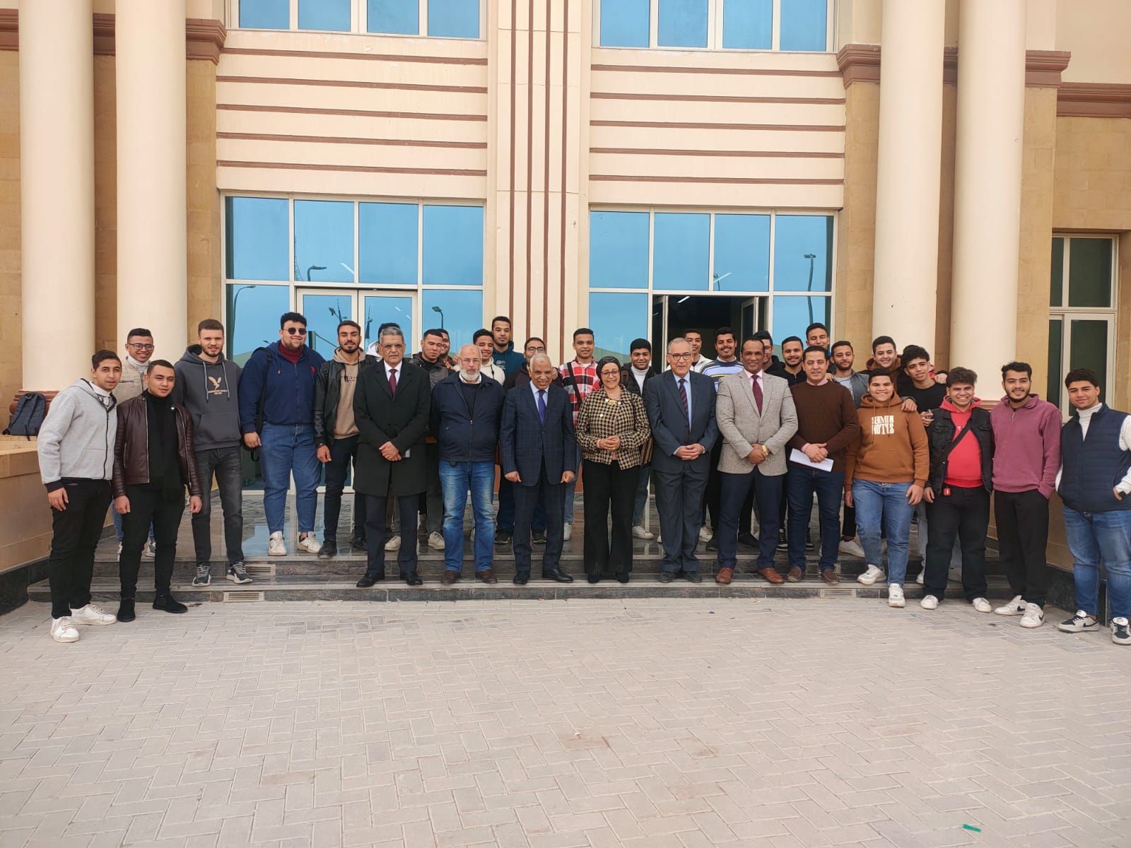 جامعة أسيوط الأهلية تستقبل رئيس معهد تكنولوجيا المعلومات لبحث أطر التعاون في