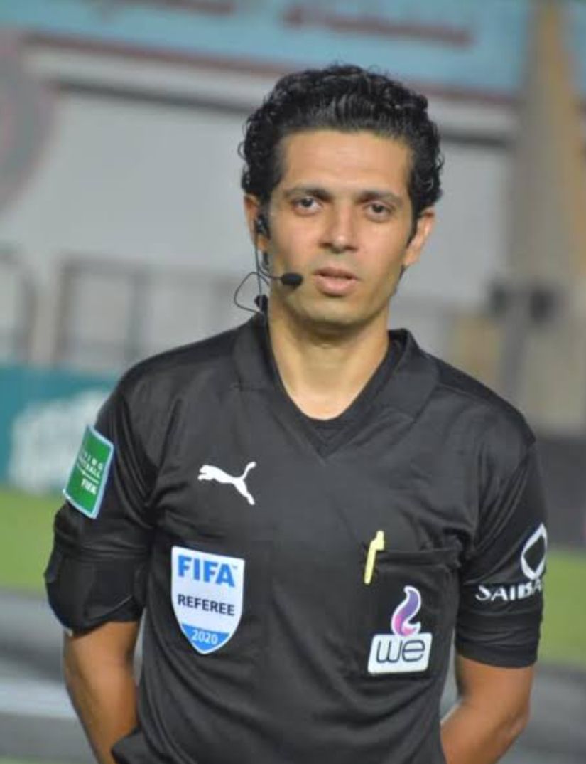 أحمد الغندور يستعد لإدارة قمة الأهلي والزمالك حال عدم استقدام حكام أجانب