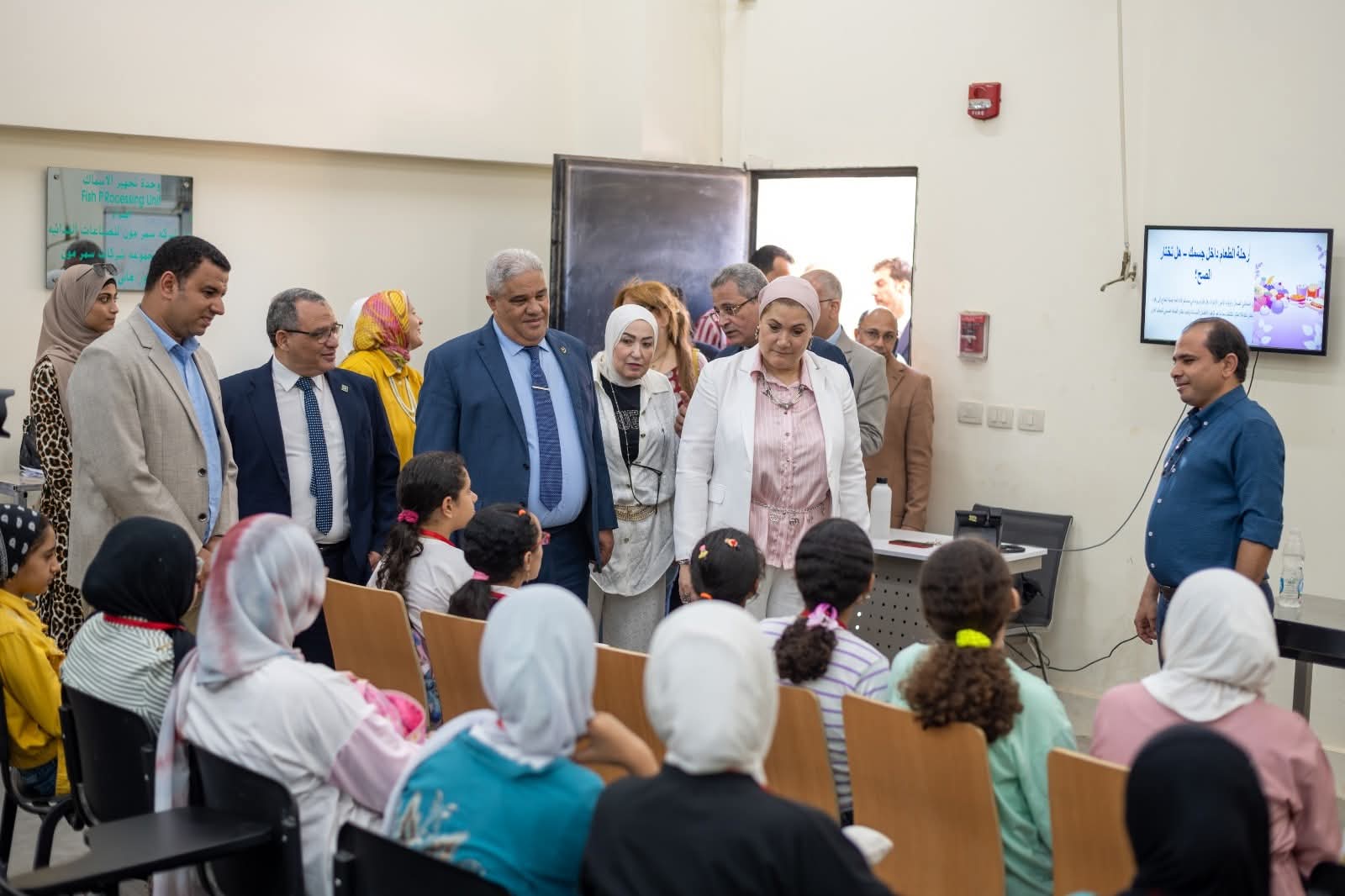 رئيسة المجلس القومي للطفولة والأمومة تشارك في مؤتمر لتأهيل الأطفال والشباب من خريجي المؤسسات الإيوائية
