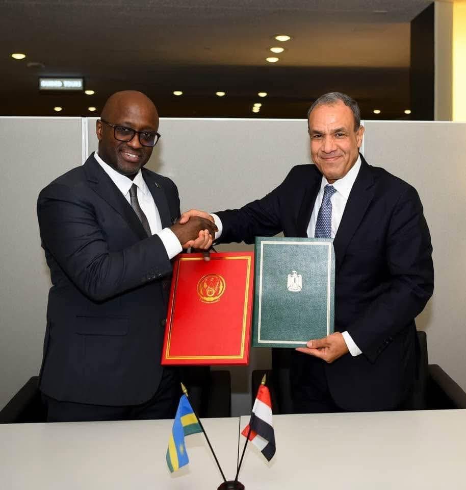 مصر ورواندا توقعان اتفاقية للإعفاء المتبادل من التأشيرات للجوازات الرسمية