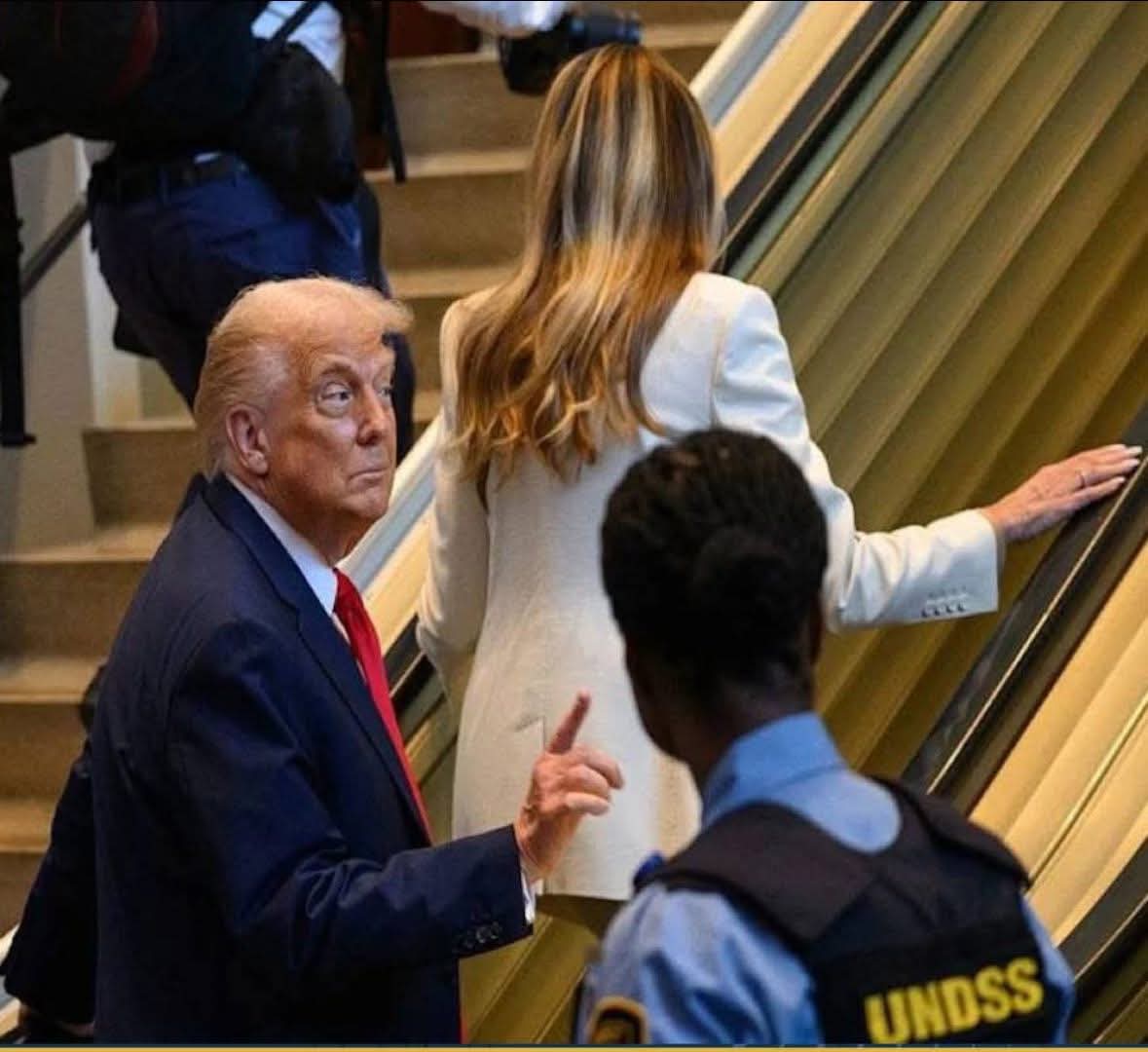 الأمم المتحدة: مصور ترامب قد يكون وراء تعطل السلم الكهربائي عن غير قصد