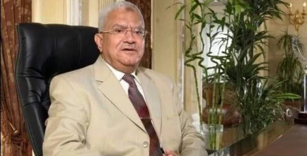 انا لله وانا اليه راجعون رحل الاب الروحى 