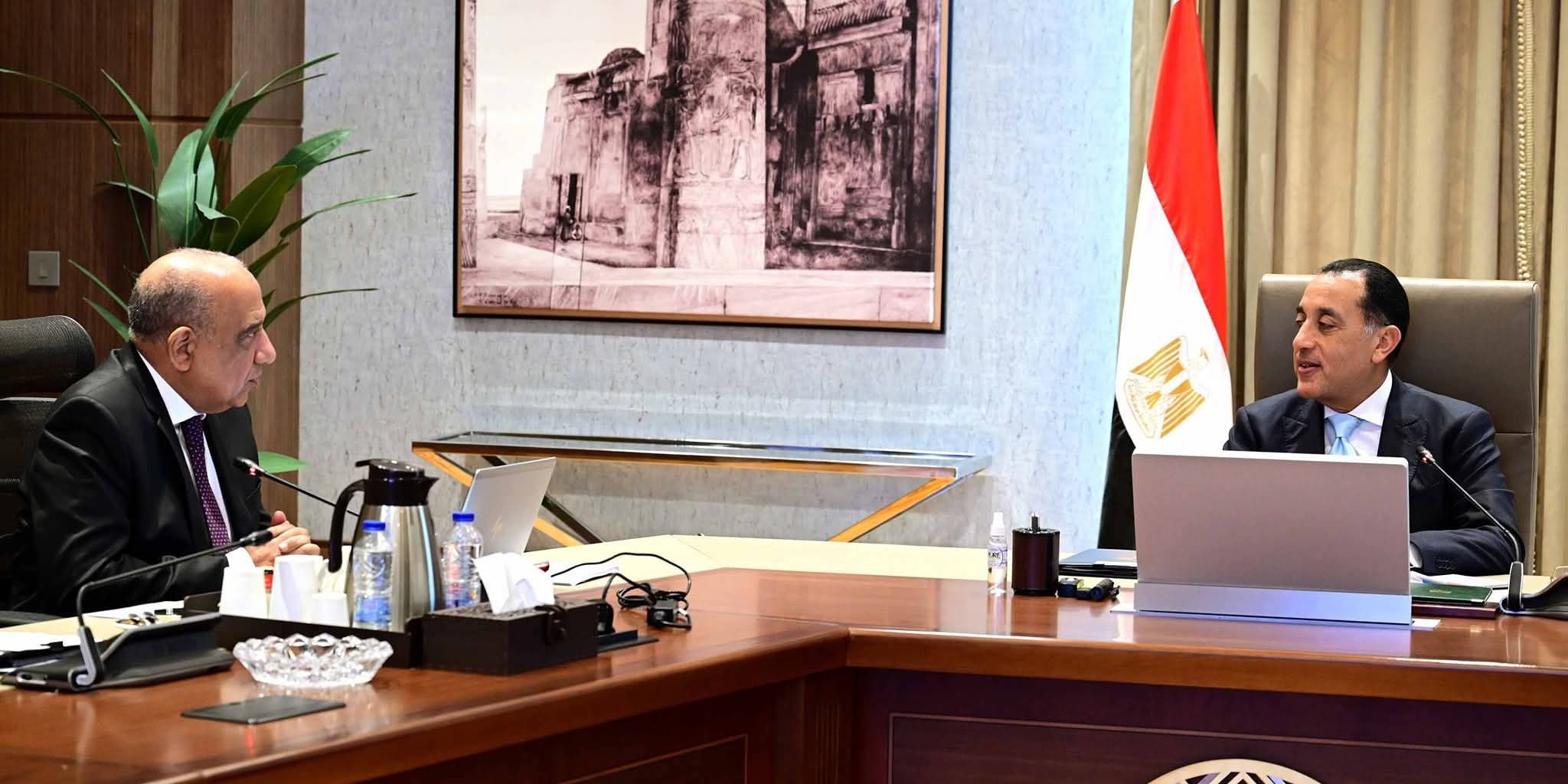 رئيس الوزراء يتابع عددا من ملفات عمل وزارة الكهرباء والطاقة المتجددة