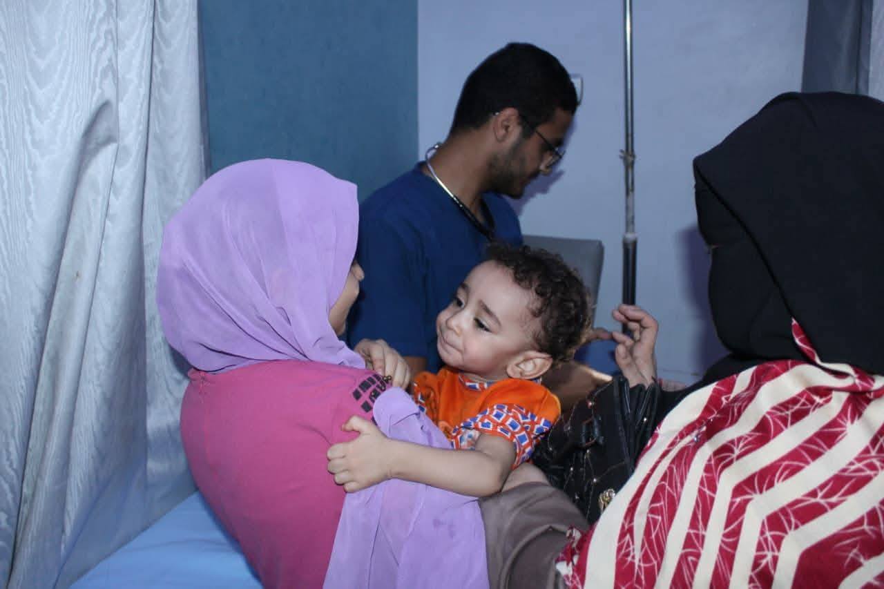 حماة الوطن بأخميم ينظم قافلة طبية مجانية مكبرة للأسر الأكثر احتياجا