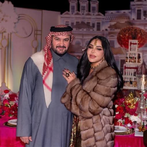أحلام بإطلالة رومانسية بصحبة زوجها  في عيد ميلادها