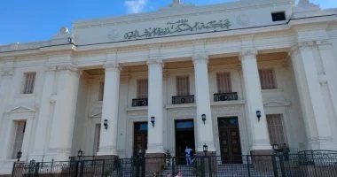 إحالة متهم بقتل مواطن وسرقة سيارته بسبب خلاف مالي في الإسكندرية للمفتي