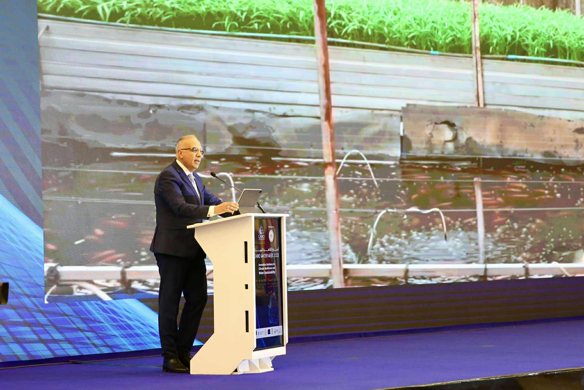 وزير الري: رصد حالة الترع باستخدام طائرات الدرون لأول مرة