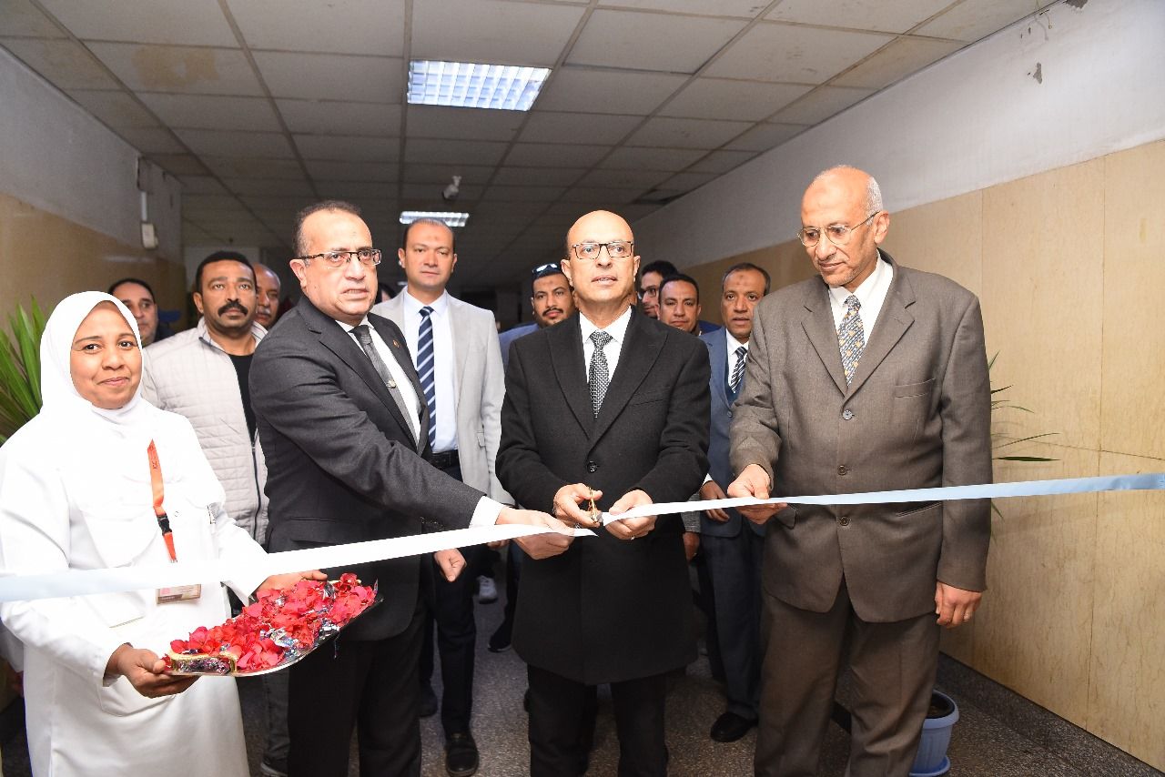 رئيس جامعة أسيوط يفتتح وحدة مناظير صدر الأطفال بمستشفى الأطفال الجامعي بتكلفة إجمالية تتجاوز 3 ملايين جنيه