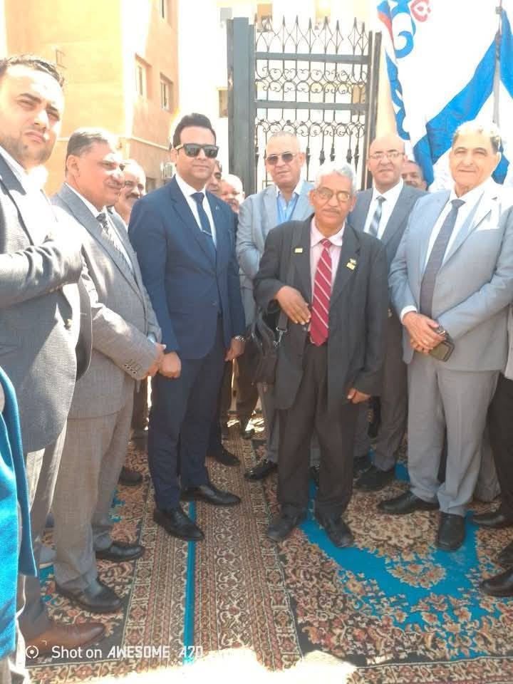 عظماء في قلب التاريخ 