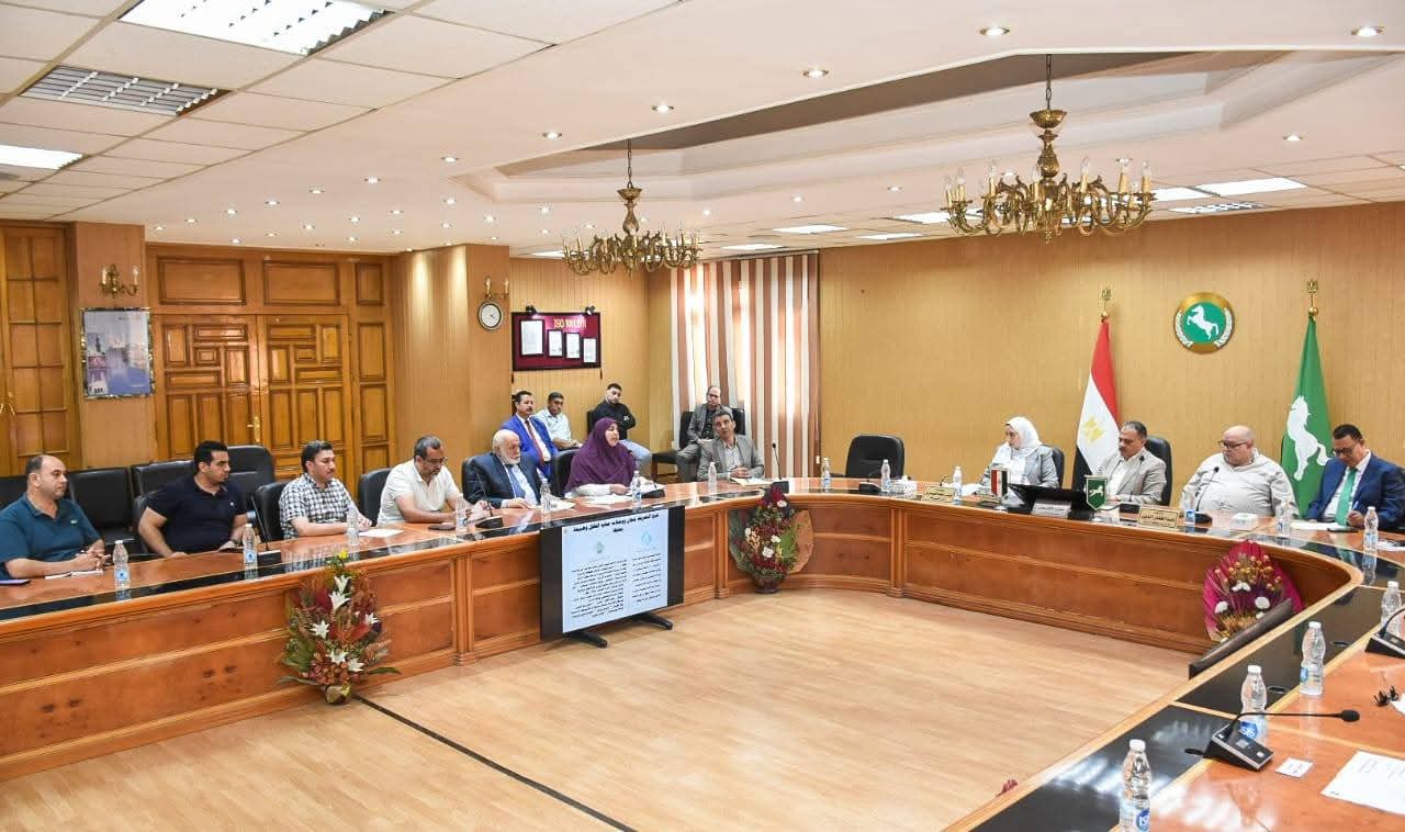 محافظ الشرقية يترأس اجتماع اللجنة العامة لحماية الطفل