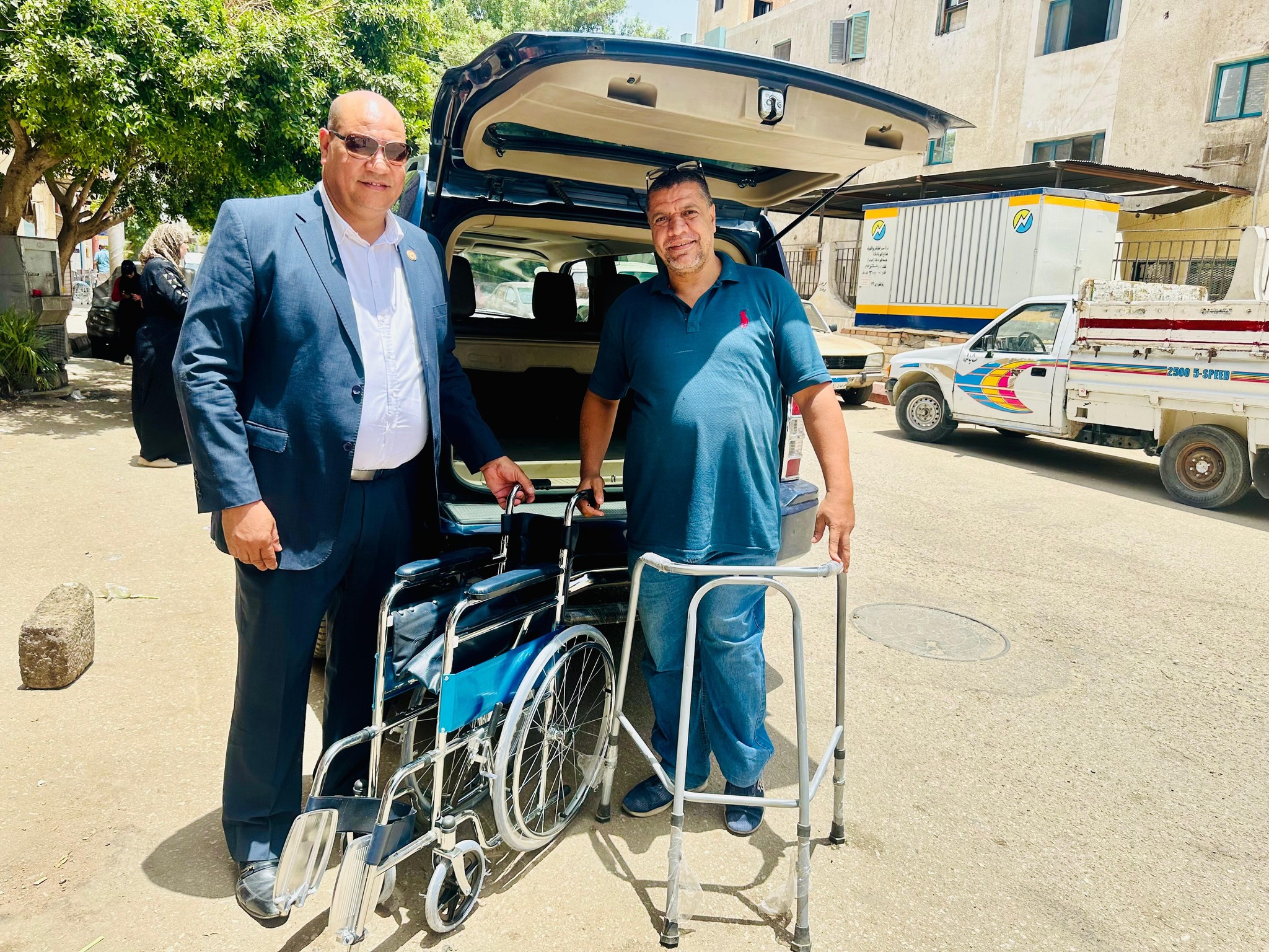 نماذج مشرفه تضئ سماء قنا دون أي مقابل 
