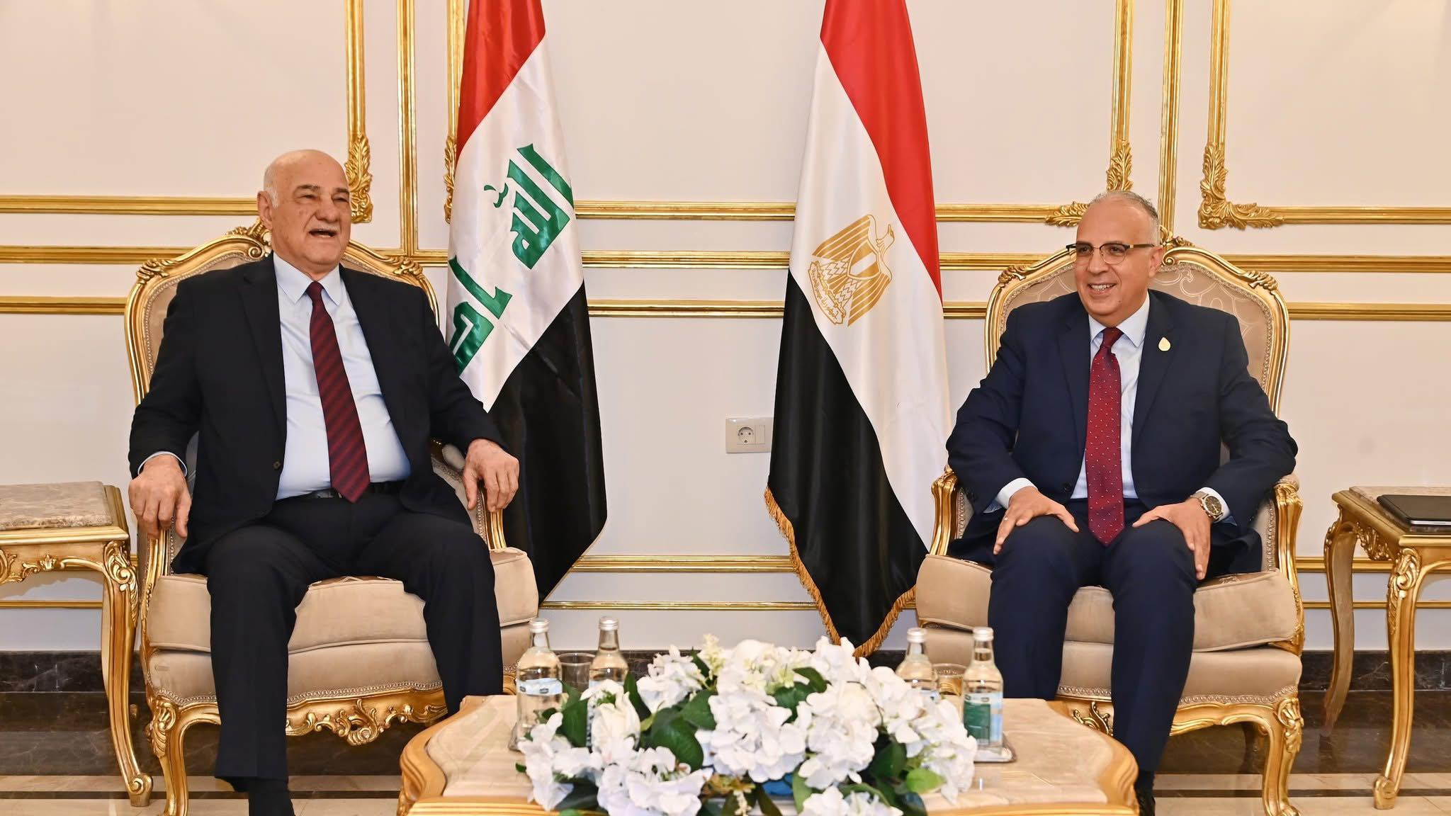 الدكتور سويلم يلتقى وزير الموارد المائية العراقي ضمن فعاليات اسبوع القاهرة الثامن للمياه