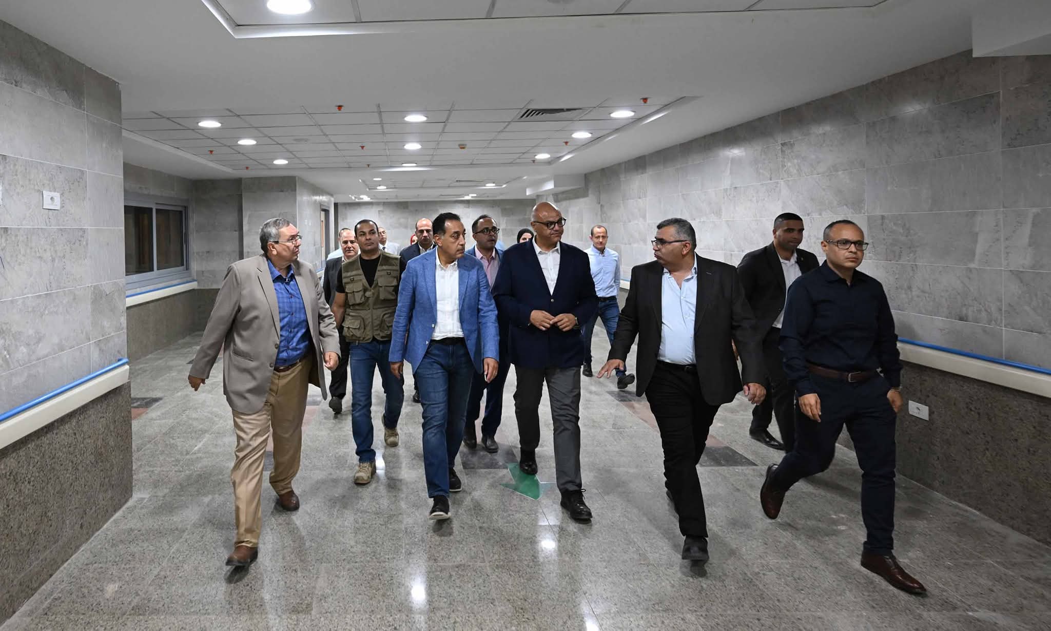 مدبولي يتفقد مشروع مستشفى 