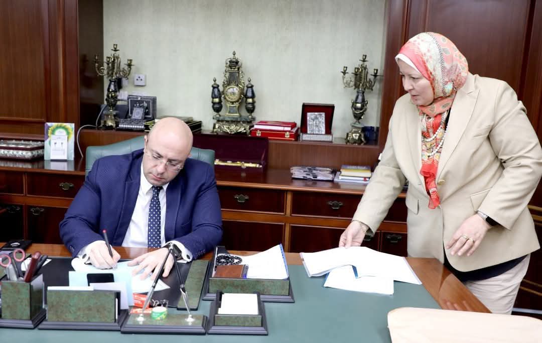 محافظ بني سويف يعتمد حركة مديري ووكلاء الإدارات التعليمية 