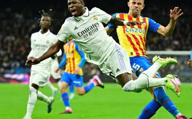 ريال مدريد يواجه فالنسيا بالدورى الاسباني ..اليوم
