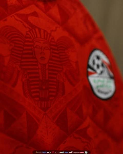 منتخب مصر يرتدي القميص الأحمر وإثيوبيا بالأخضر