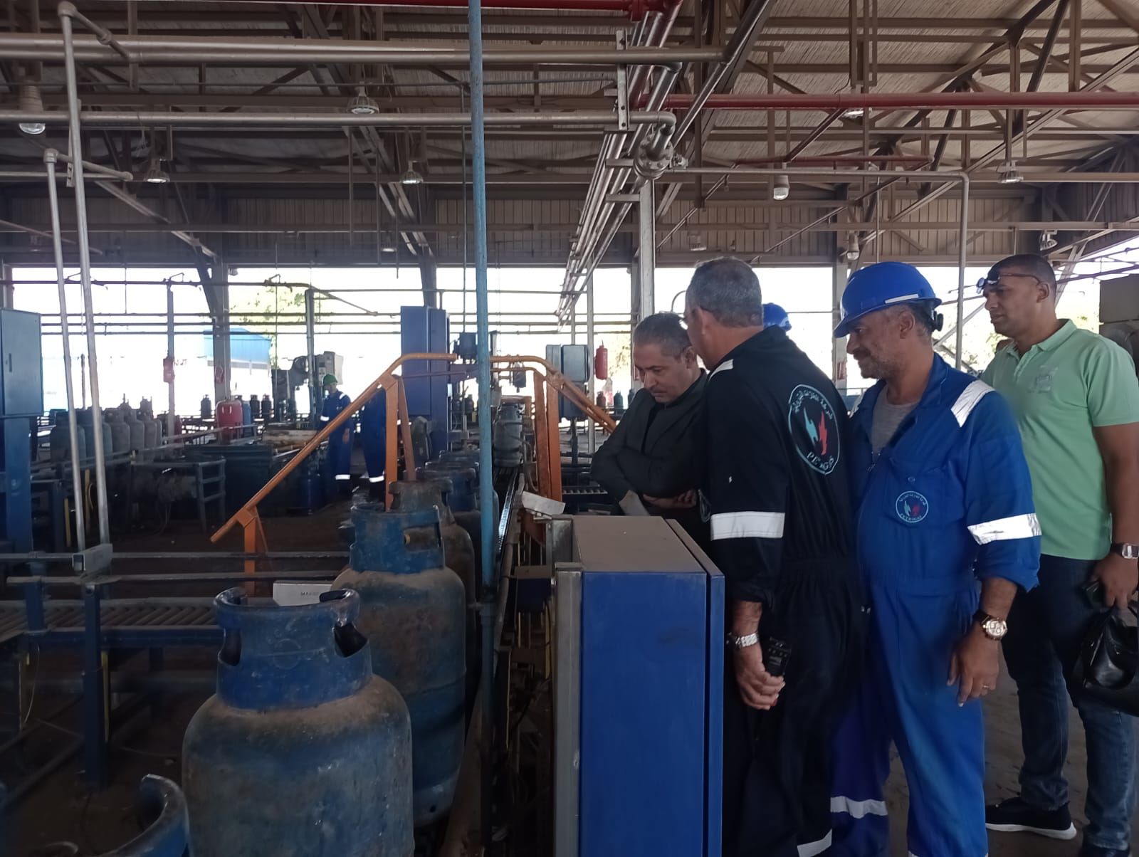 تحرير 538 محضرًا تموينيًا خلال أسبوع لضبط الأسواق والمخابز البلدية بجميع المراكز والأحياء 