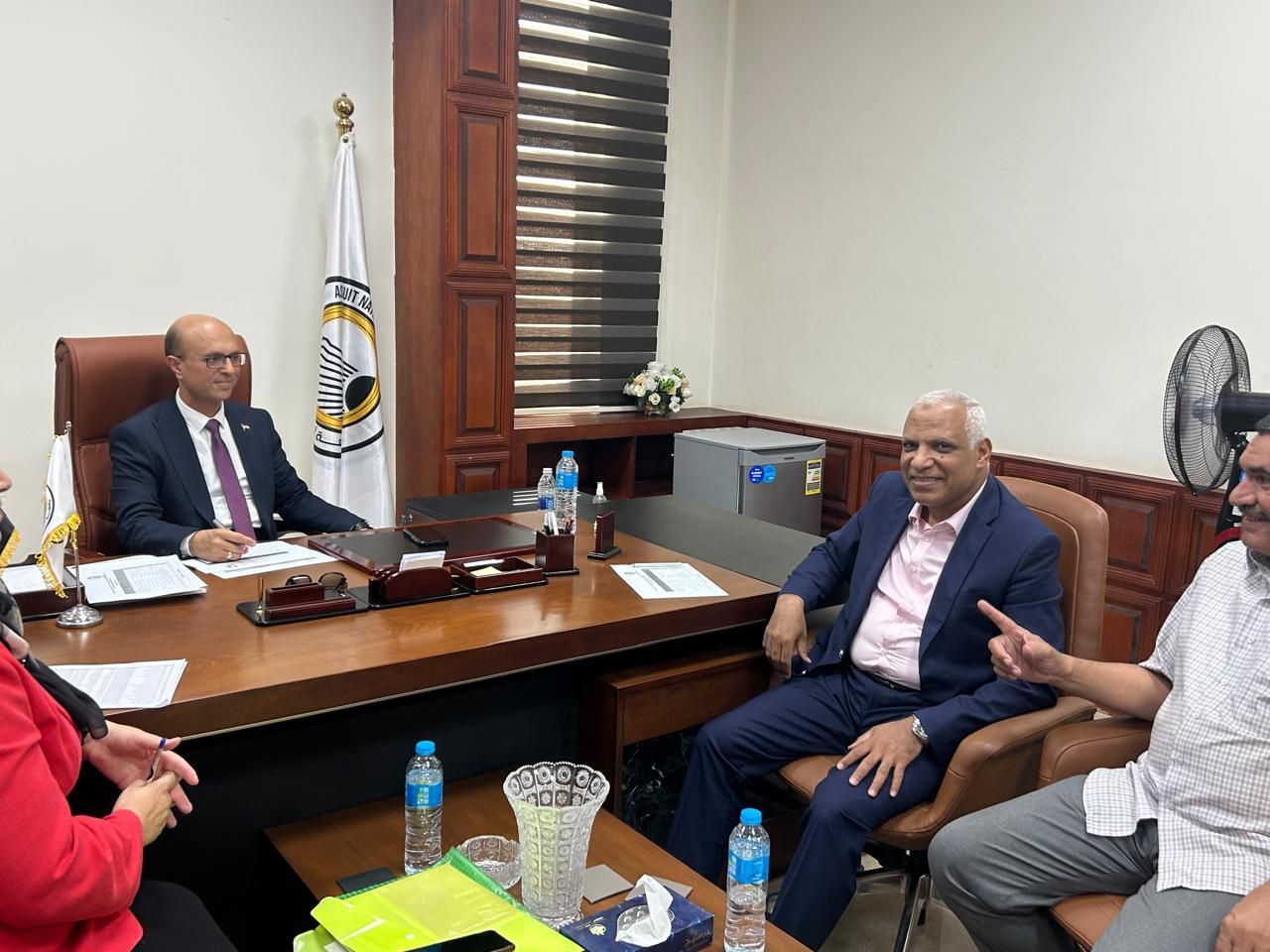 المنشاوي يجتمع لمتابعة الاستعداد للعام الدراسي الجديد وتنسيق القبول بجامعة أسيوط الأهلية