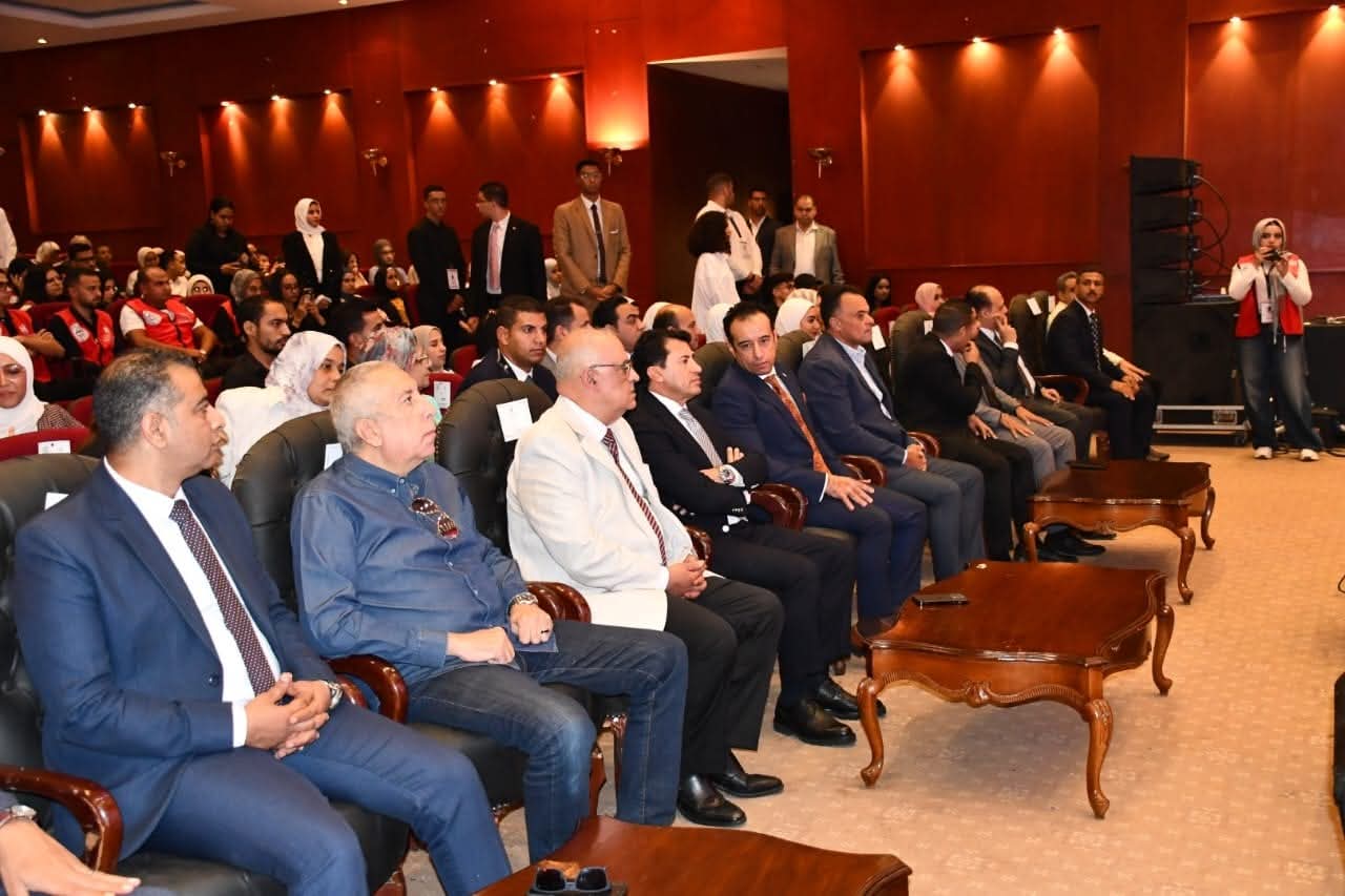 وزير الشباب والرياضة يفتتح النسخة الأولى من المنتدى الوطني لشباب المستقبل للكيانات الشبابية بمركز التنمية الشبابية والرياضية بشبرا الخيمة