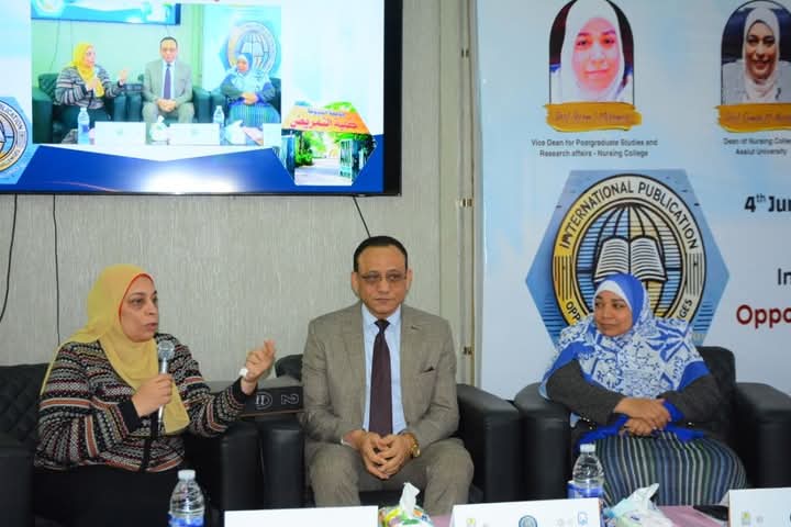 المؤتمر العلمي الرابع لشباب الباحثين لكلية التمريض جامعة أسيوط يوصي بضرورة اختيار الأفكار البحثية التي لها علاقة بالمشكلات والقضايا المجتمعية والعالمية