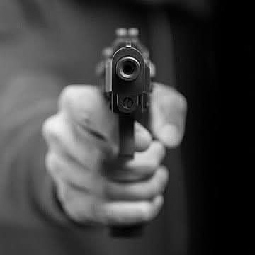 إصابة ربة منزل ثلاثينية بطلق ناري على يد أبن عمها بمركز دار السلام  بسوهاج