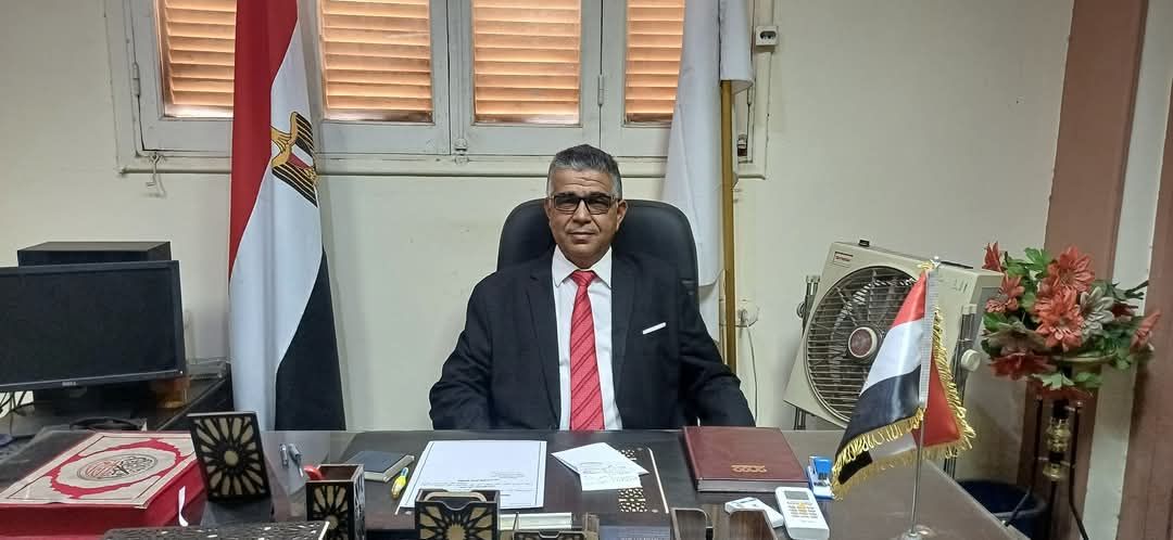 أبوعايد يهنئ المعلمين والطلاب وأولياء الأمور بمناسبة بدء العام الدراسي الجديد 