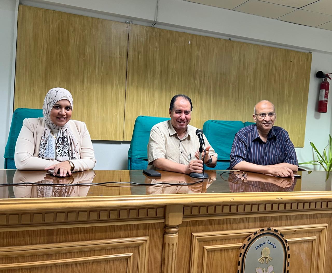مستشفى الأطفال بجامعة أسيوط ينظم يوم علمي حول أمراض الكلى لدى الأطفال