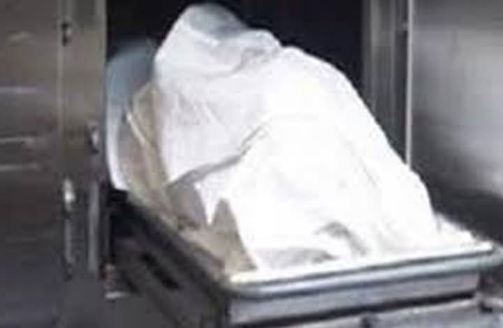 دفن جثة مسن لقي مصرعه في حادث تصادم بأكتوبر.. والاستعلام عن حالة أفراد أسرته المصابين