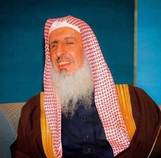 فقدان قلعة من قلاع العلم والفتوى بالامة الاسلامية ... الشيخ عبدالعزيز ال الشيخ في ذمة الله 