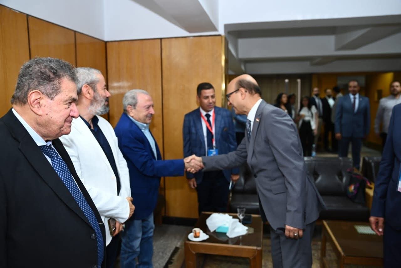 جامعة أسيوط تشهد انطلاق فعاليات المؤتمر الدولي السنوي للأمراض الباطنة والكلى في نسخته الخامسة  