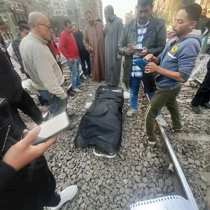 قطار أسيوط يدهس شابًا مابين شارع الجلاء وشارع الجيش 