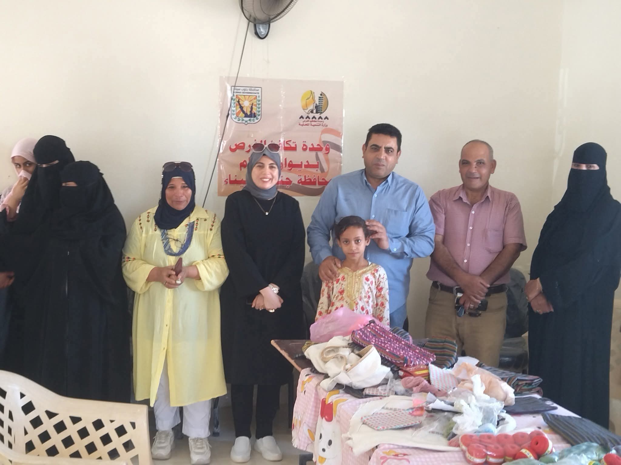 افتتاح دورة تدريبية للمشغولات اليدوية بقرية الوادي لتمكين المرأة اقتصاديا