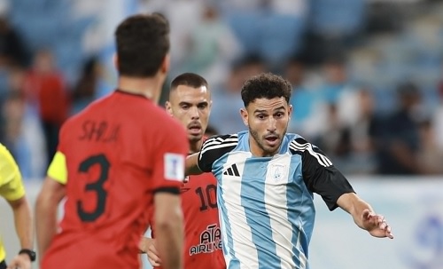 صحيفة قطرية.. الوكرة يوافق على رحيل حمدي فتحي إلى بيراميدز