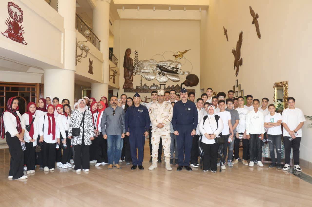 وزارة الشباب تُنظم زيارة للنشء إلى الكلية الجوية احتفالًا بذكرى نصر أكتوبر المجيد