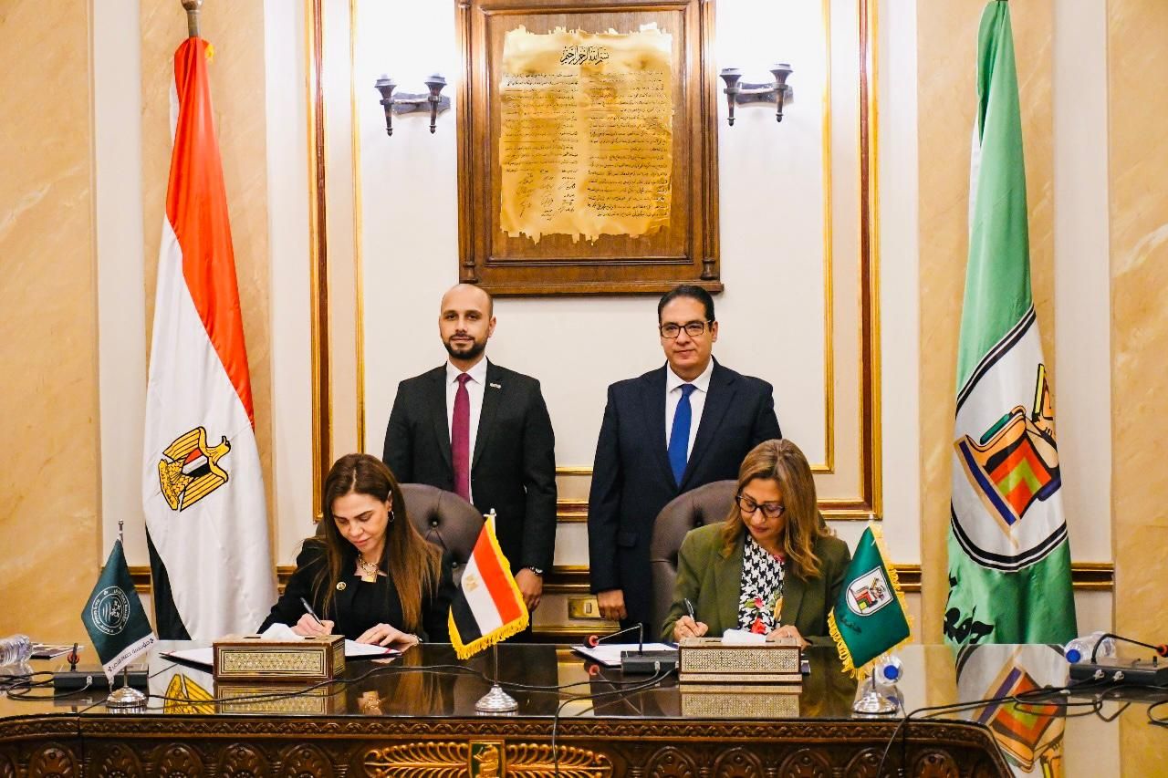 تعزيز البحث العلمي في مجال الاستدامة بالشراكة بين مؤسسة حماة الأرض وجامعة القاهرة