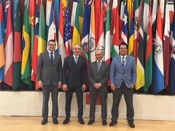 وزير الخارجية يشكر الوزير سامح شكري على وضعه أسس حملة الترشيح المصري لليونسكو