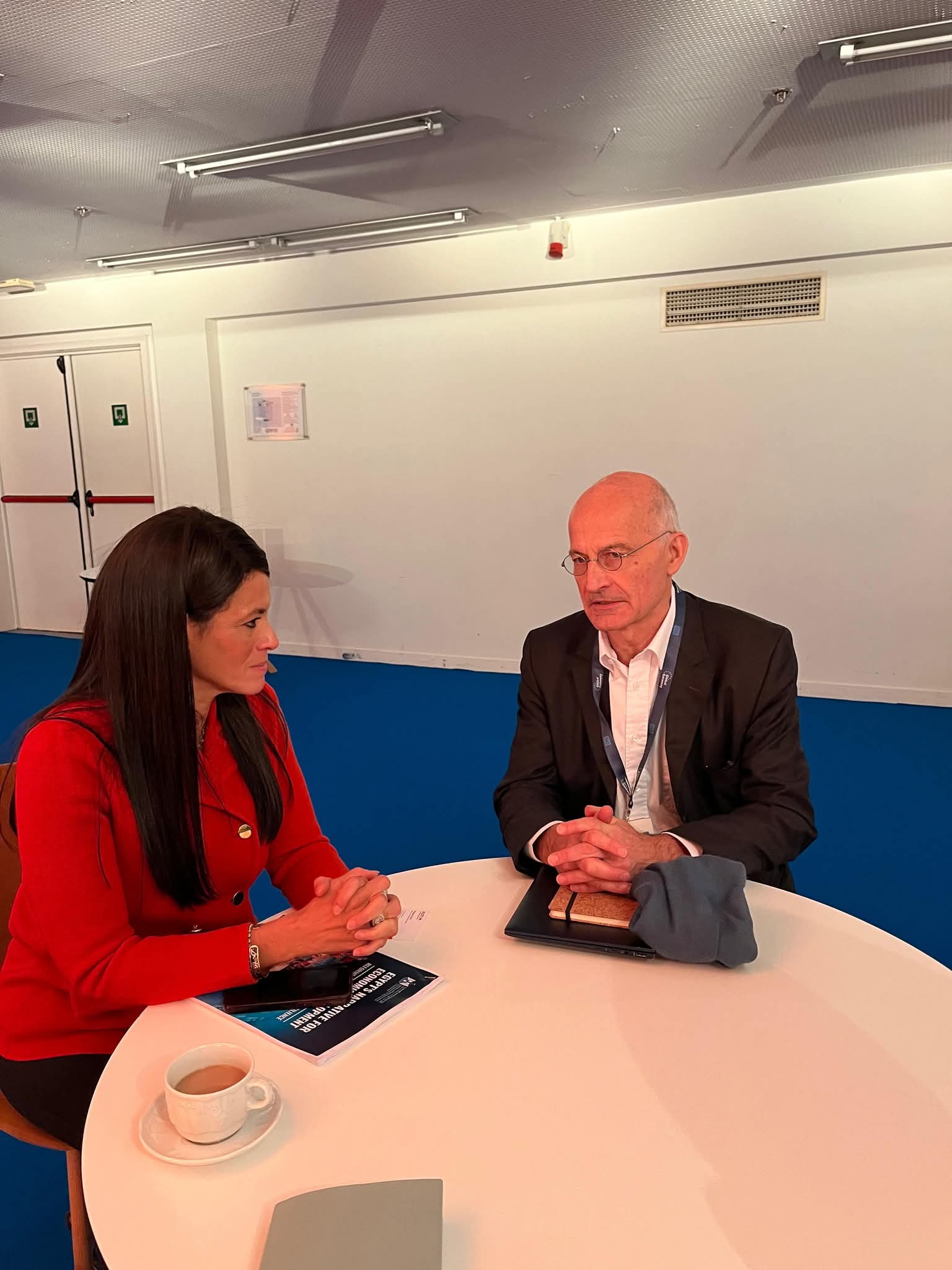 وزيرة التعاون الدولي تبحث مع 