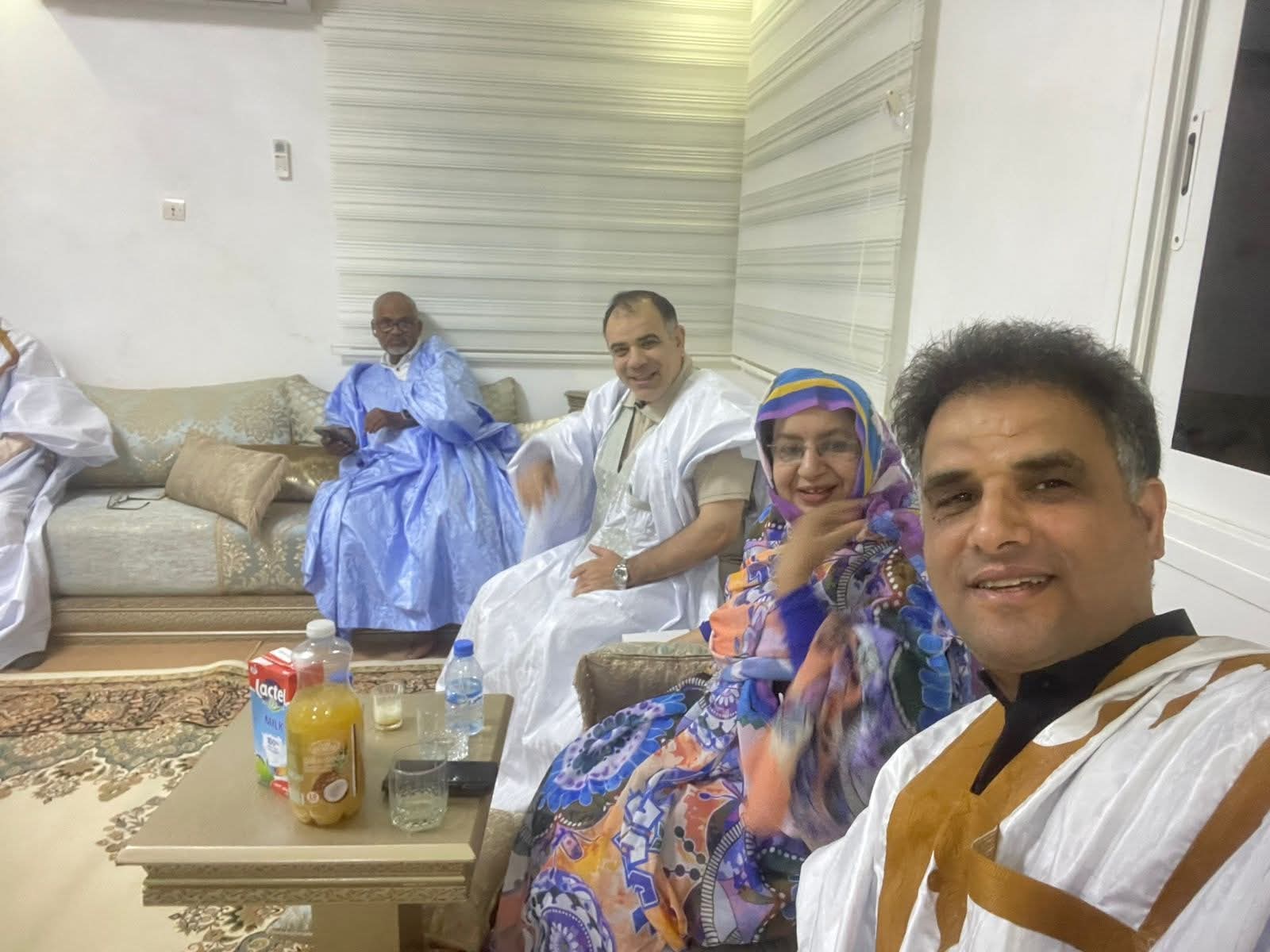 الوزيرة مكفولة بنت أكاط تستقبل فى نواكشوط وفد مؤسسة رسالة السلام 