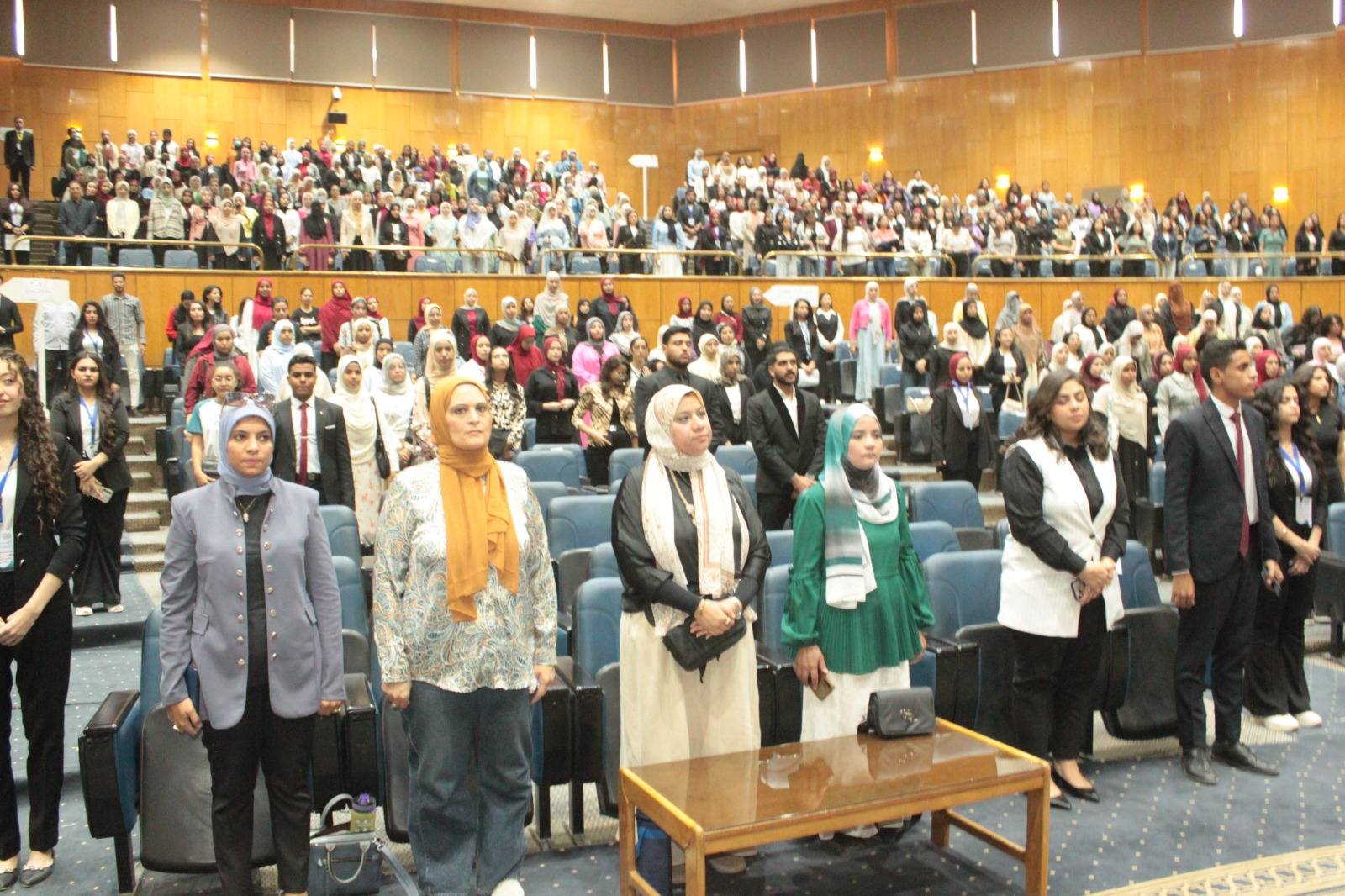 كلية التجارة بجامعة أسيوط تنظم المنتدى المالي المصرفي 