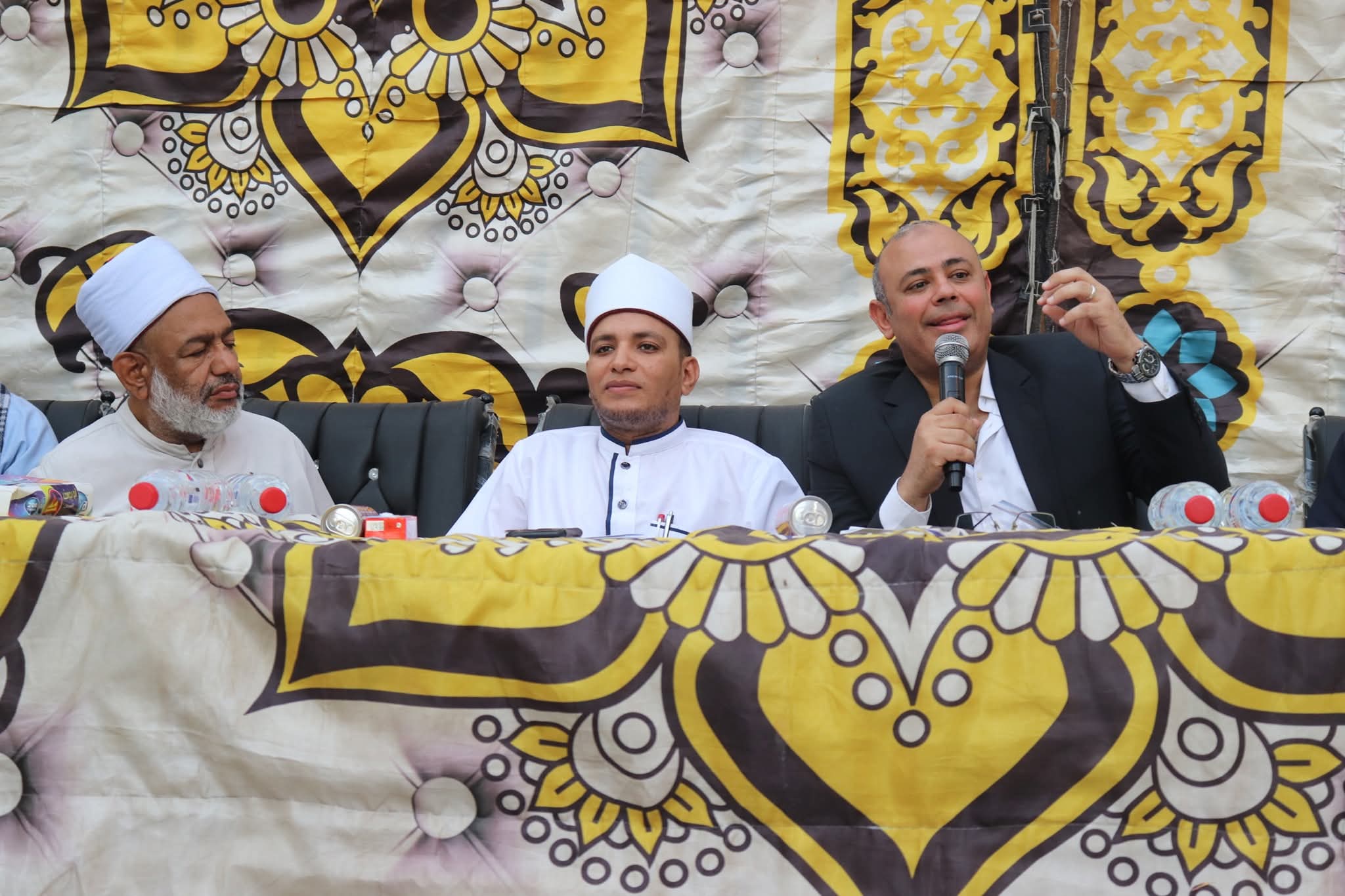 ندوة تثقيفية عن الإدمان وتاثيره على المجتمع والشباب وأنواعه ومخاطره وسبل الوقاية منه بقرية الصلعا بسوهاج 