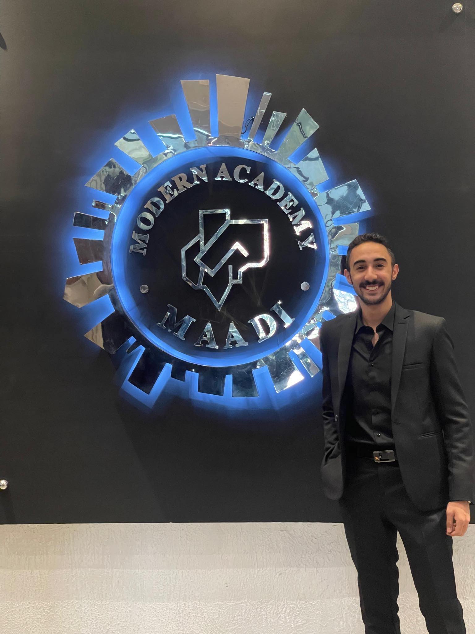 الخبر الفوري يهنئ الاستاذ بيتر كمال ذكري نجل الصحفية بالجريدة الاستاذة نانيس هنري بتخرجه بتقدير امتياز