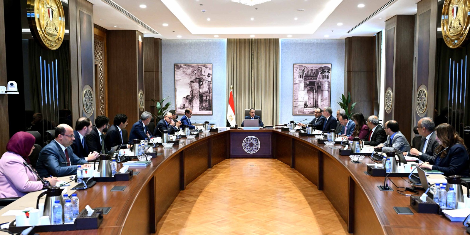 رئيس الوزراء يستعرض جهود تجهيز الشركات الحكومية للطرح وسُبل تنشيط البورصة