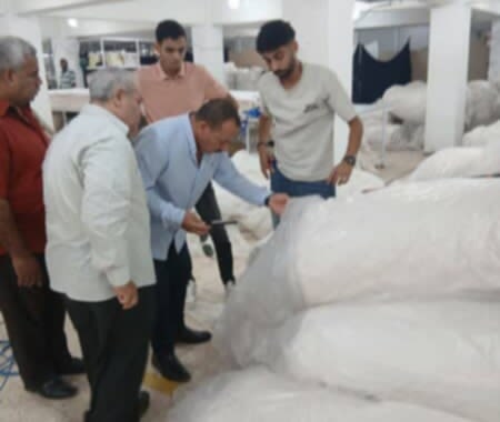 ضبط مصنع ملابس بدون تراخيص في العاشر من رمضان