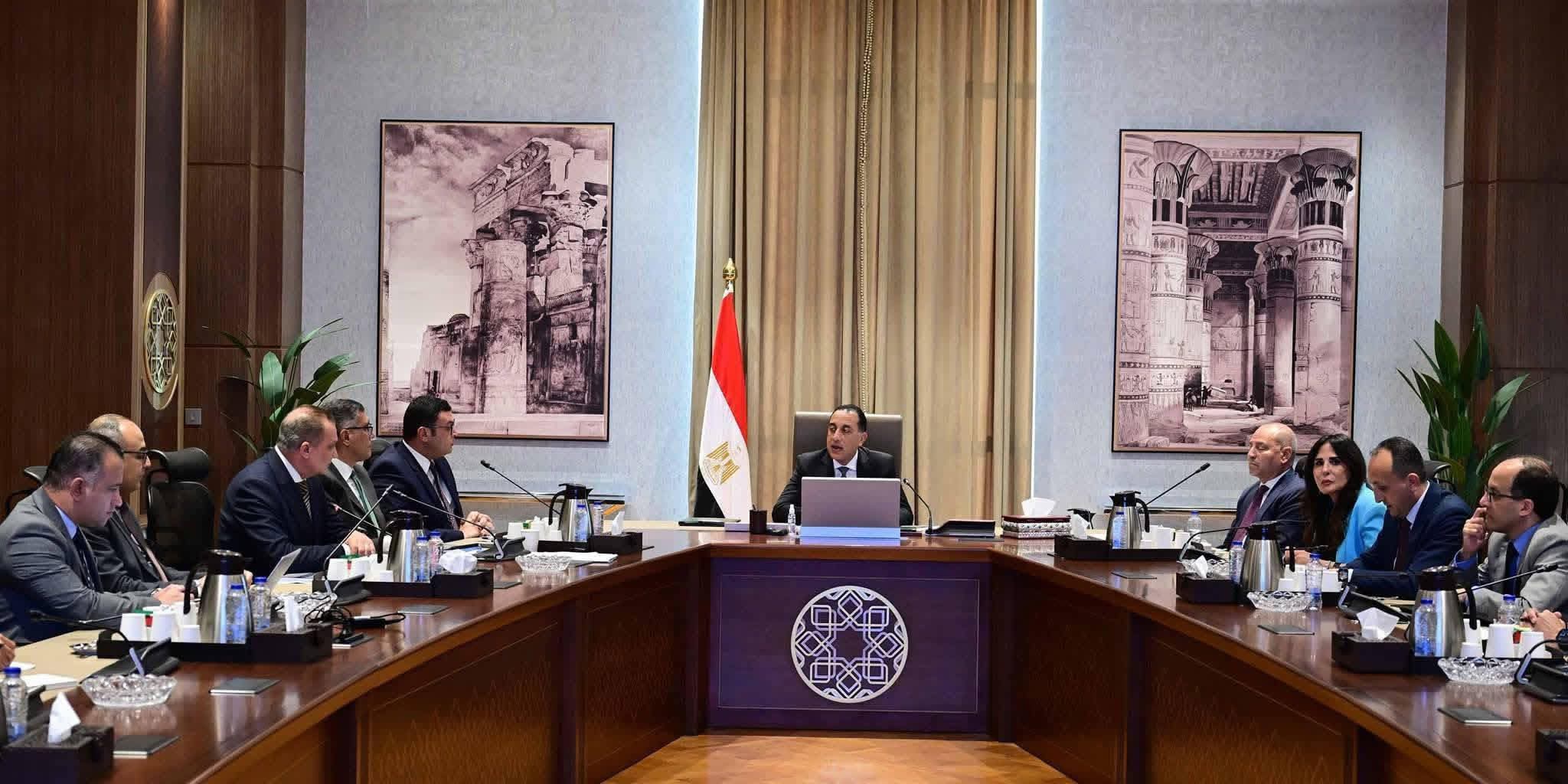 رئيس الوزراء يتابع جهود تعظيم الاستفادة من الأراضي والمباني المطلة على كورنيش النيل وطرحها كفرص استثمارية