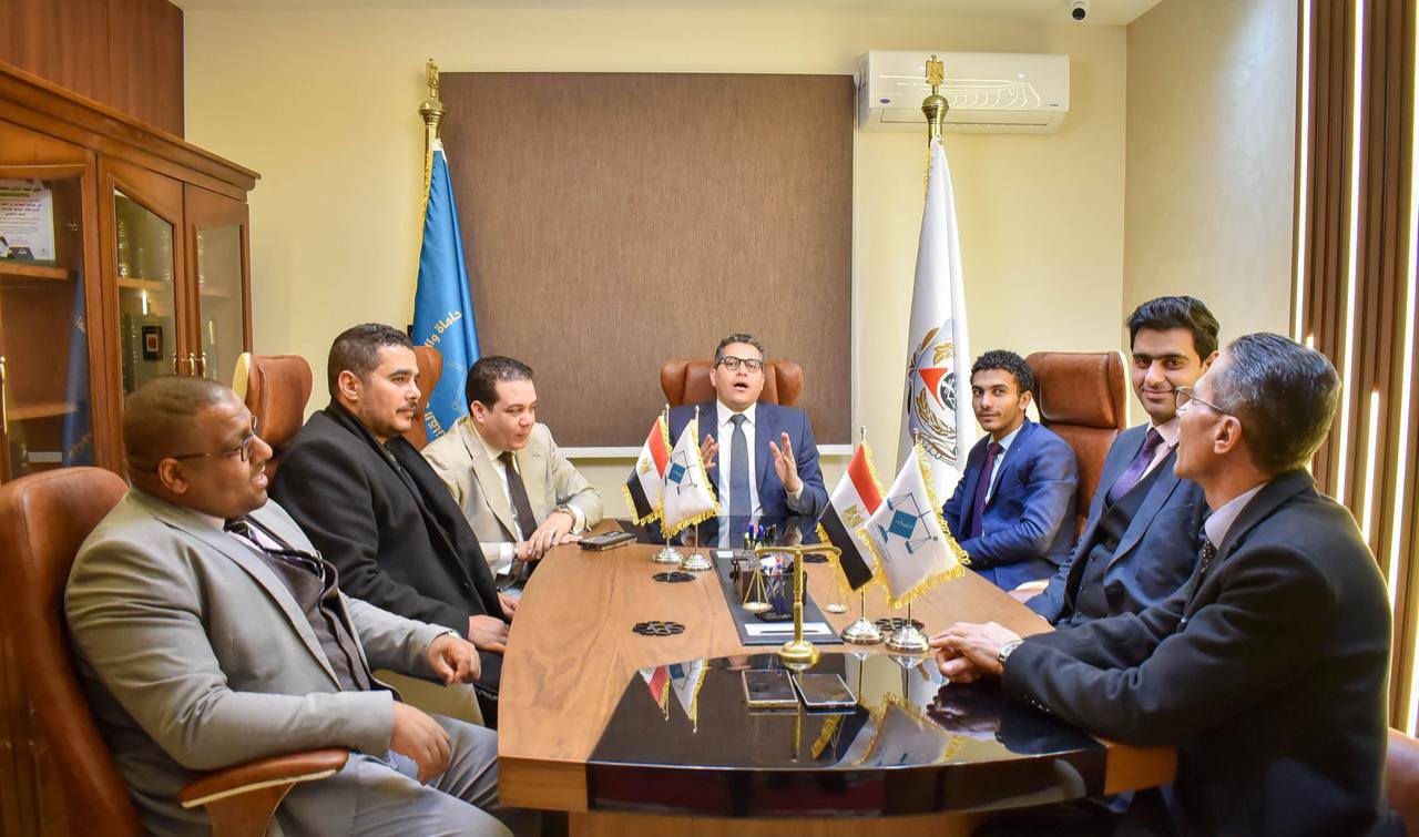 النقيب جمال شمس يشيد بشركة التميز للمحاماة ويعلن عن دورة تدريبية لتطوير المحامين
