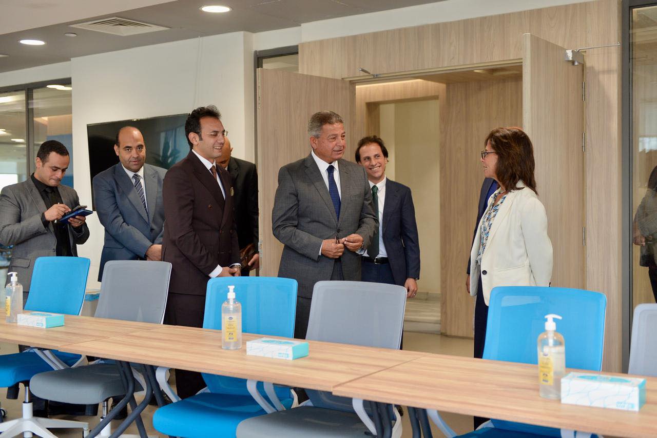 رئيس الأعلى للإعلام يلتقي المدير التنفيذي للأكاديمية الوطنية للتدريب ونائبها بحث ترتيبات الاجتماع الأول للجنة الرئيسية لتطوير الإعلام