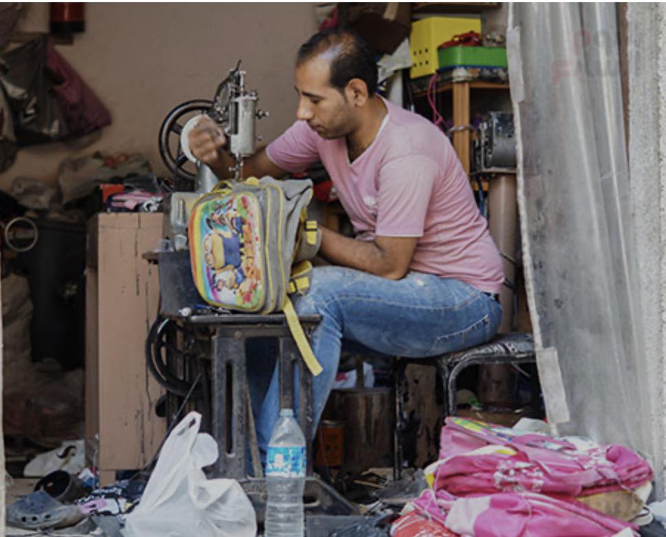 ارتفاع أسعار المستلزمات المدرسية يضاعف الضغوط على أولياء الأمور ودعوات لمبادرات عاجلة من التجار