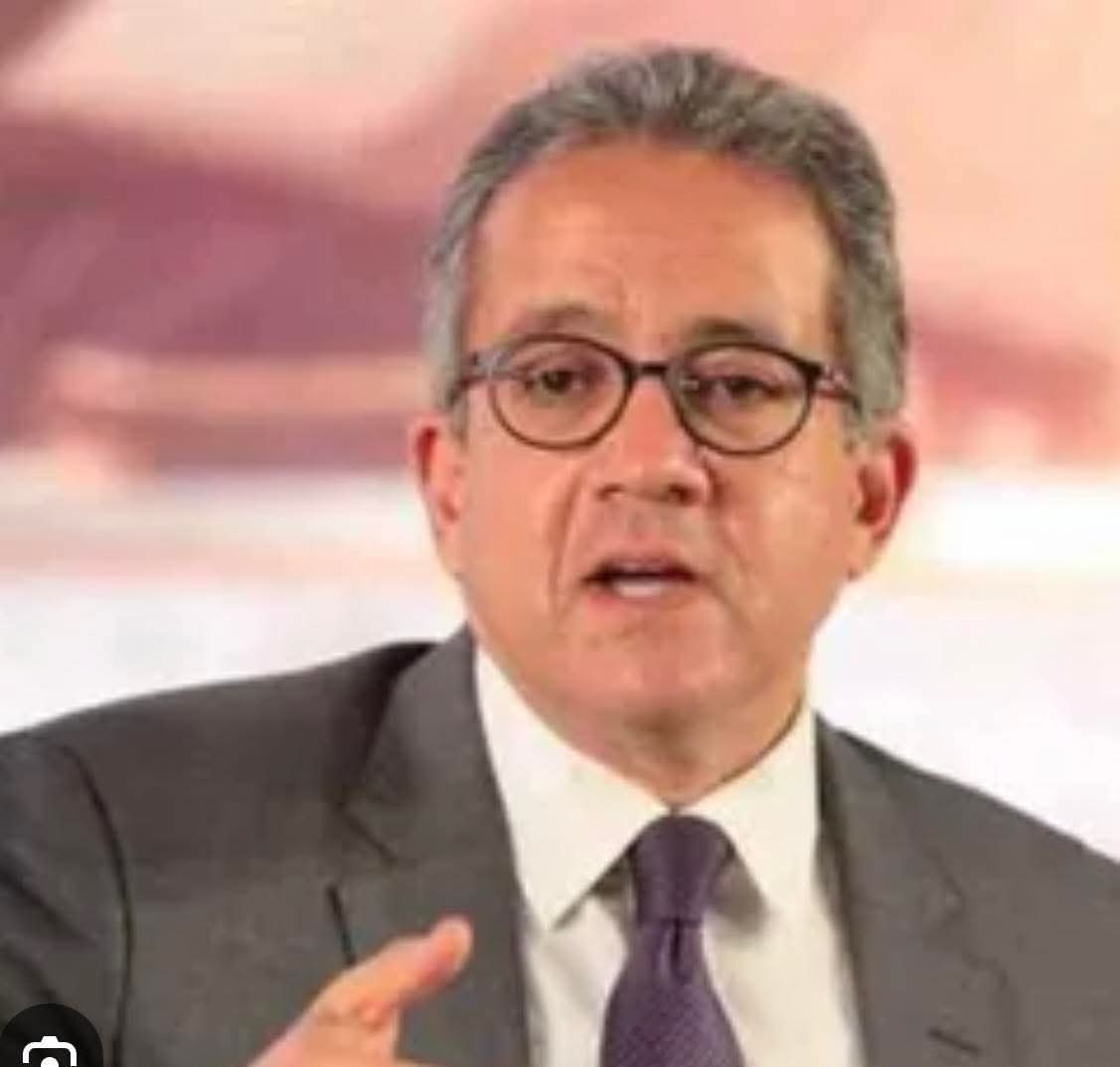 خالد العنانى: شرف لى أن أمثل دولة بحجم مصر.. وسنثبت للعالم أن المصريين يعملون بجدية واحترافية