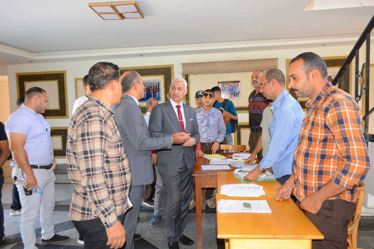 نائب رئيس جامعة أسيوط يتفقد جناح ذوي الهمم بقطاع المدن الجامعية لتوفير أفضل الخدمات للطلاب