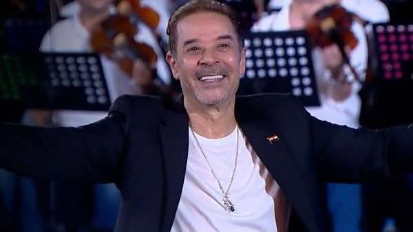 بتغريني .. مدحت صالح يطرح أغنيته جديدة على اليوتيوب